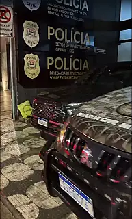 Grupo faz três mulheres reféns durante roubo à residência em Mogi