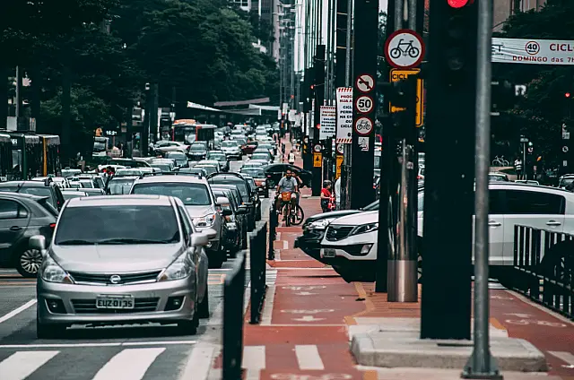 Transporte por aplicativo faz parte da rotina de 76% dos paulistas, mostra pesquisa do Seade