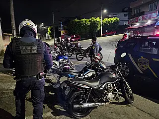 GCM de Itaquá apreende drogas, recolhe sete motos e recupera veículo roubado