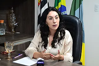 ‘O que eu faço para a cidade é que eu faço também para a minha família’, diz Priscila
