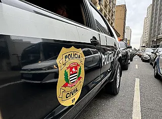 Polícia Civil de SP afasta três delegados, um investigador e um carcereiro em Mogi