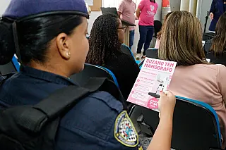 Agentes da GCM participam de atividade especial do ‘Outubro Rosa’