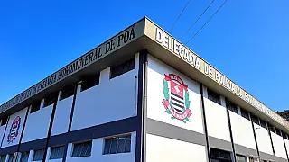 Homem é levado à delegacia por distribuir panfletos eleitorais em Poá