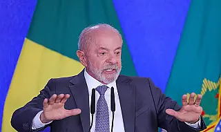 Lula aceita proposta de Flávio para quebra de sigilo bancário