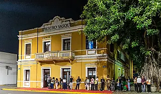 'A Fantástica Fábrica de Chocolate' ganha o palco do Theatro Vasques em Mogi das Cruzes