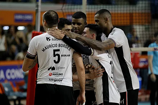 Suzano está na final do Paulista 2026 após segunda vitória contra o Viapol Vôlei