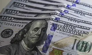 Dólar sobe 8,21%, e bolsa cai 13,88% após reeleição de Lula