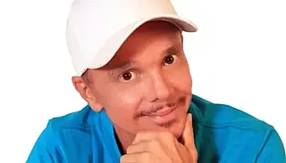 Morre cantor Netinho aos 60 anos em Salvador